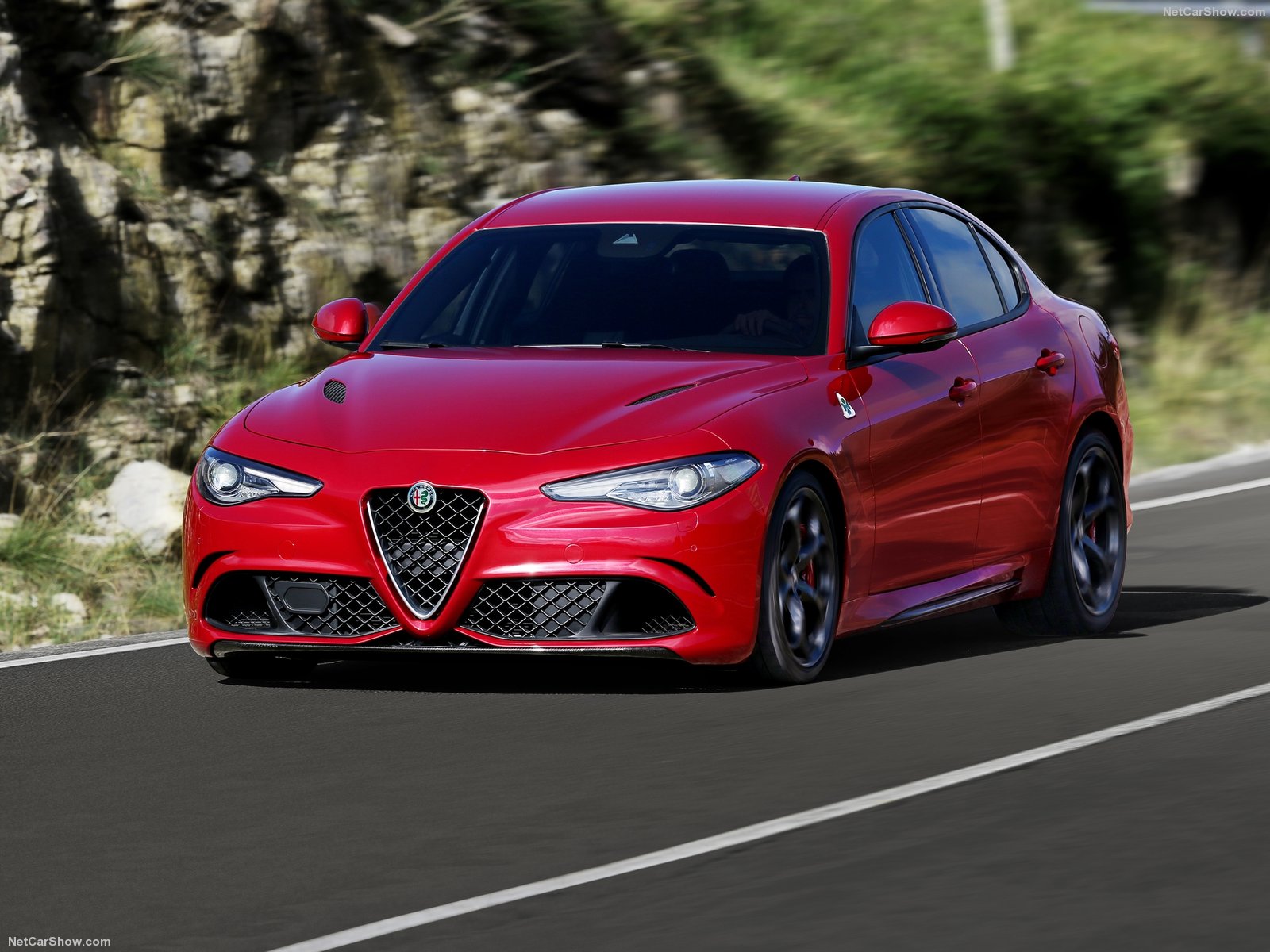 Alfa Romeo Giulia Quadrifoglio 2015