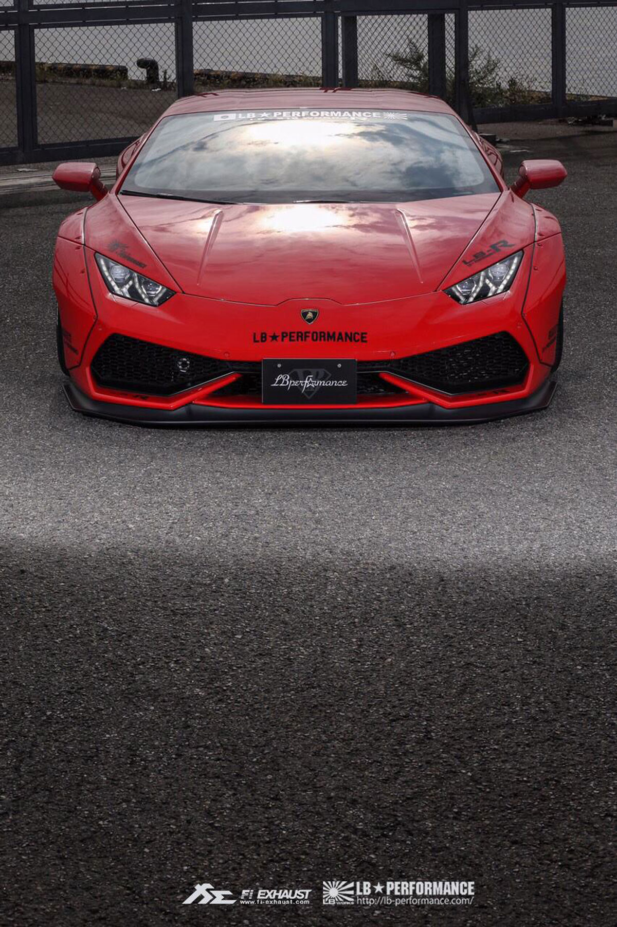 Lamborghini Huracan von Liberty Walk Performance 2015