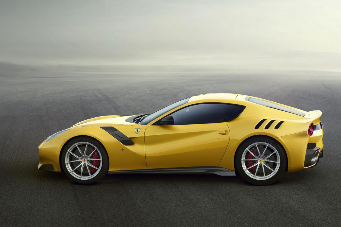 Ferrari F12tdf 2015