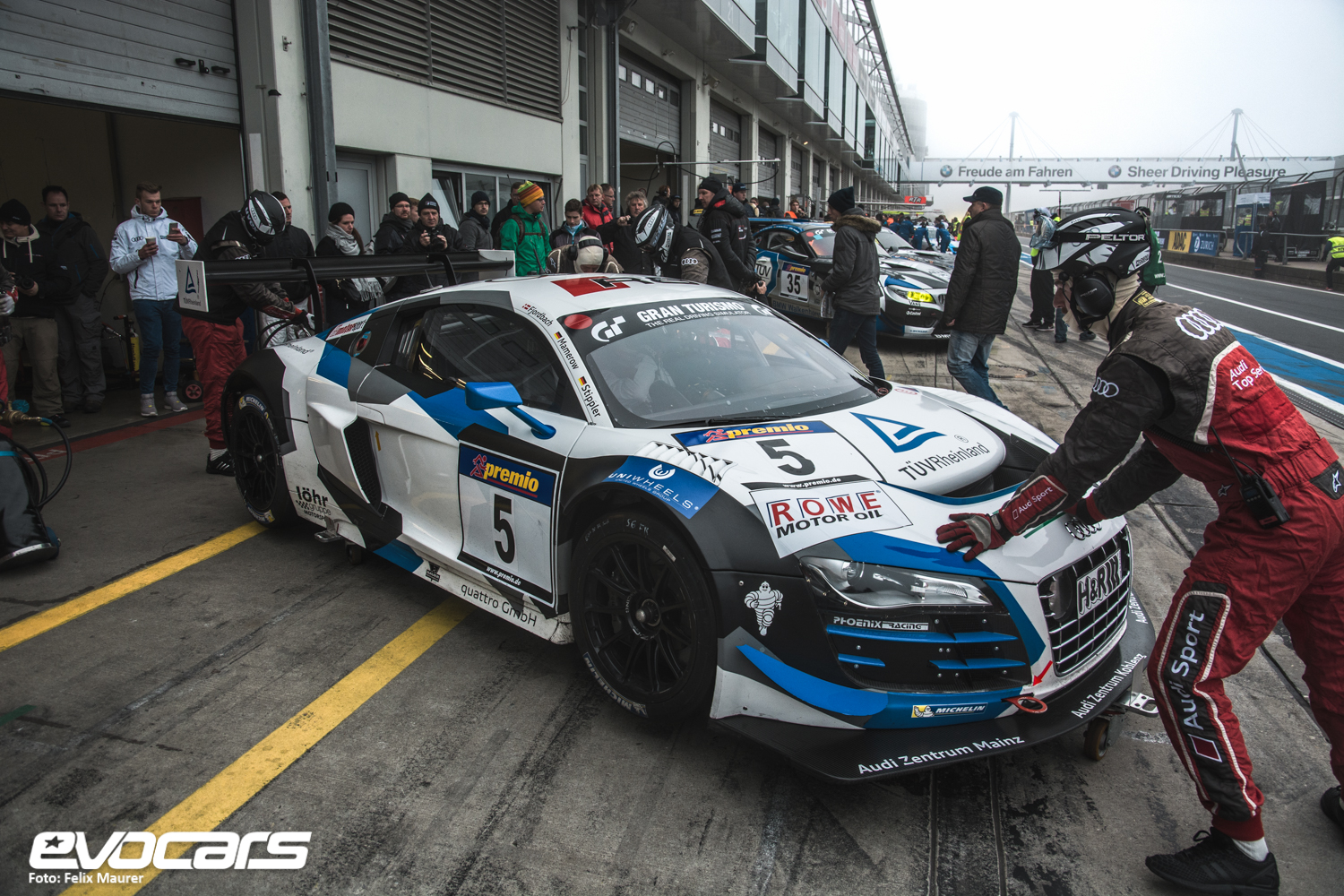 VLN 2015 9. Lauf