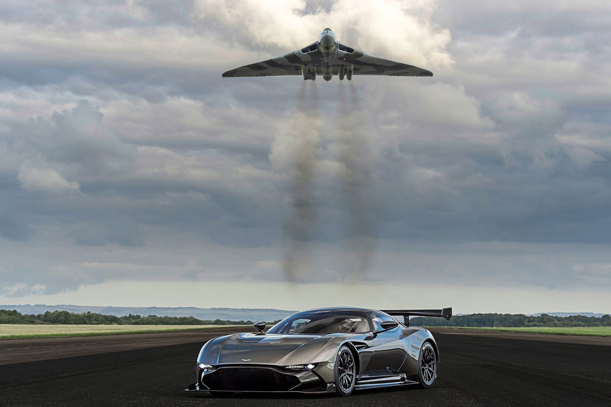 Aston Martin Vulcan 2015