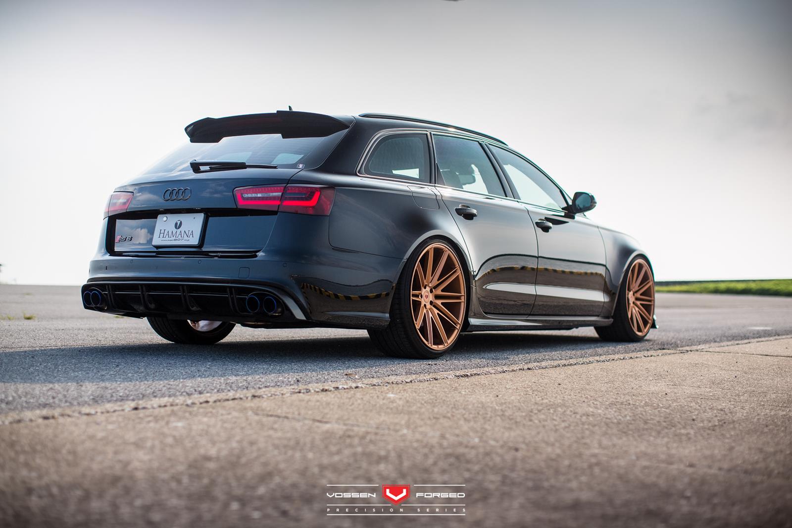 Audi RS6 Avant mit Felgen von Vossen Wheels 2015