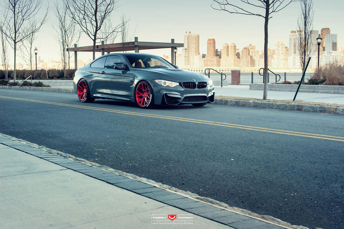 BMW-M4-Vossen-(21)