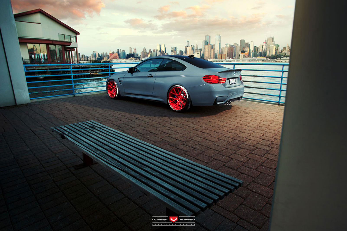 BMW-M4-Vossen-(23)