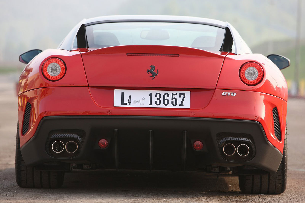 Ferrari 599 GTO 2011