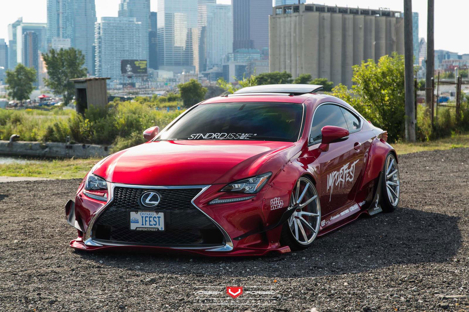 Lexus RC-F: Bodykit Rocket Bunny, Felgen Vossen Wheels