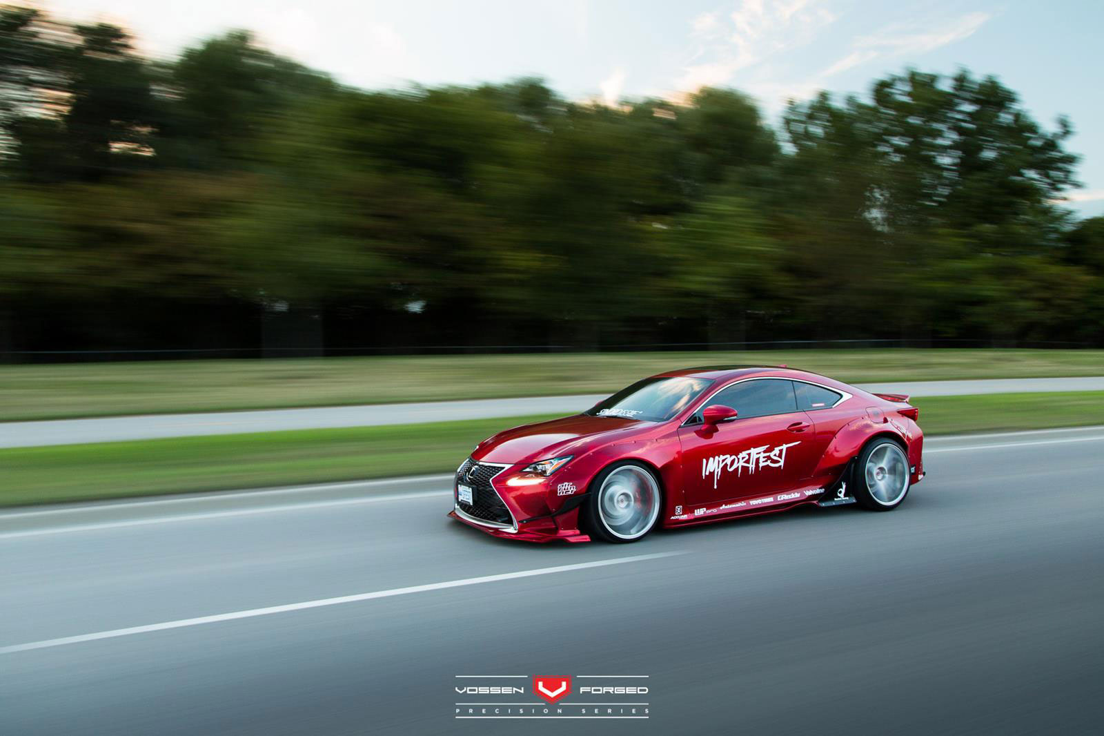 Lexus RC-F: Bodykit Rocket Bunny, Felgen Vossen Wheels