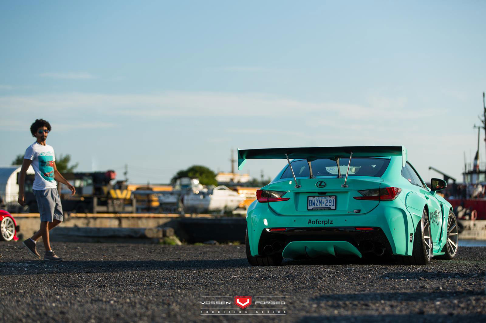 Lexus RC-F: Bodykit Rocket Bunny, Felgen Vossen Wheels