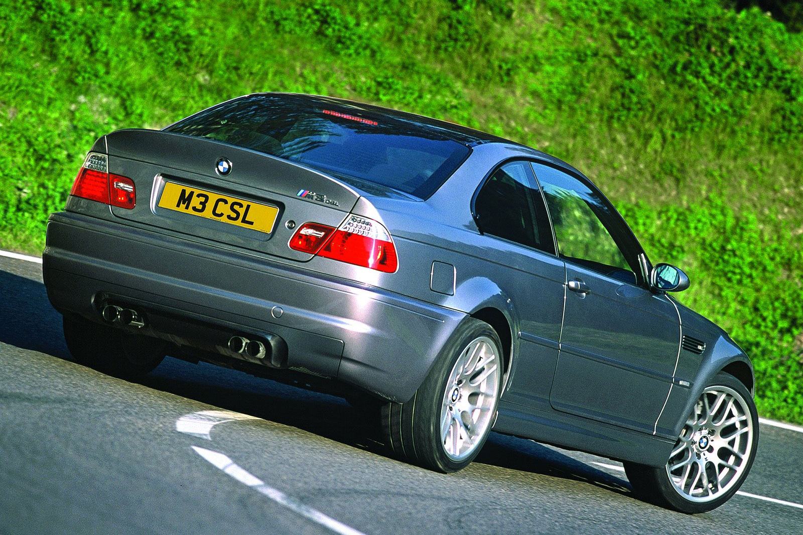 BMW M3 CSL E46