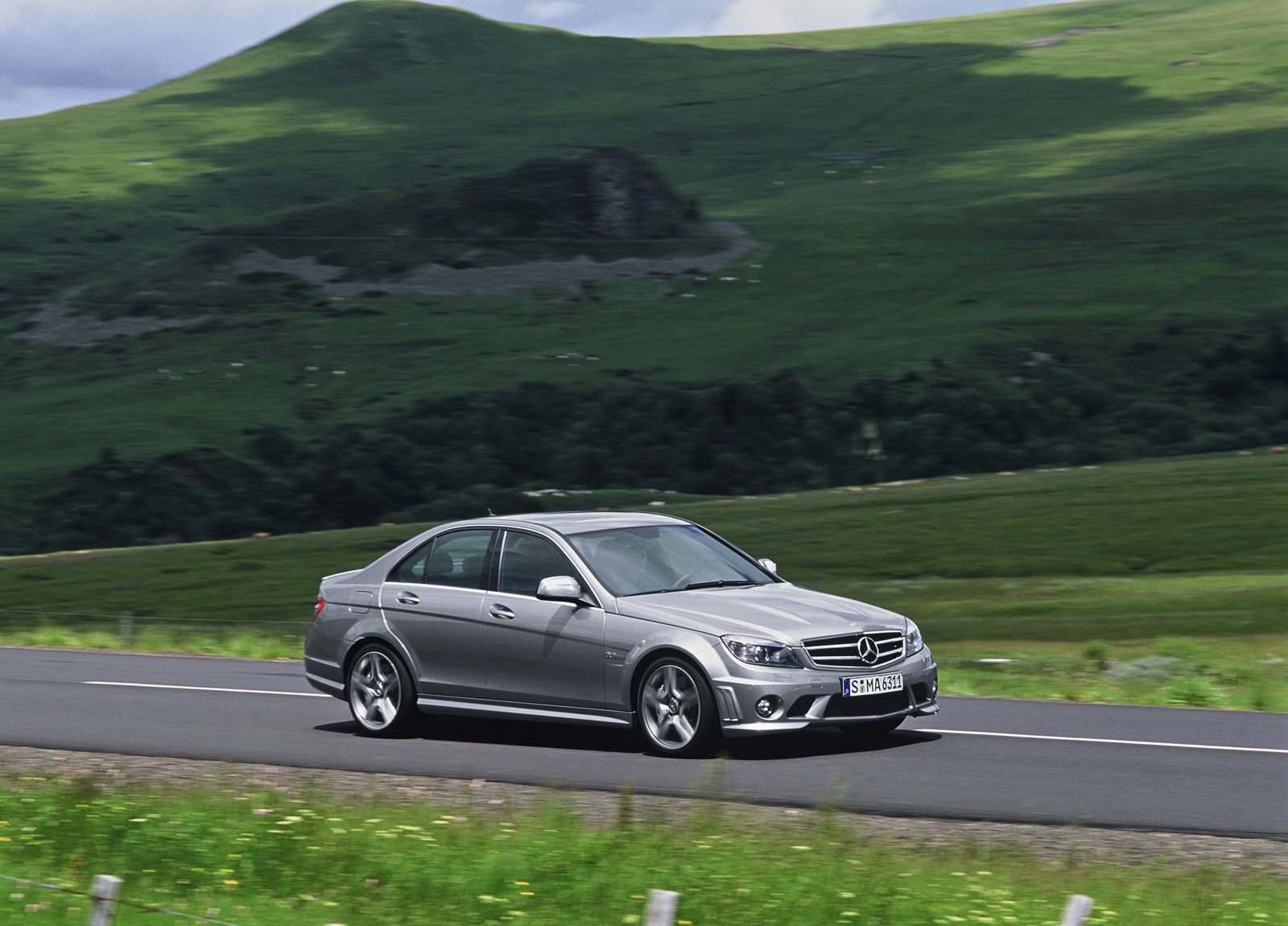 Mercedes-Benz C63 AMG (2008)