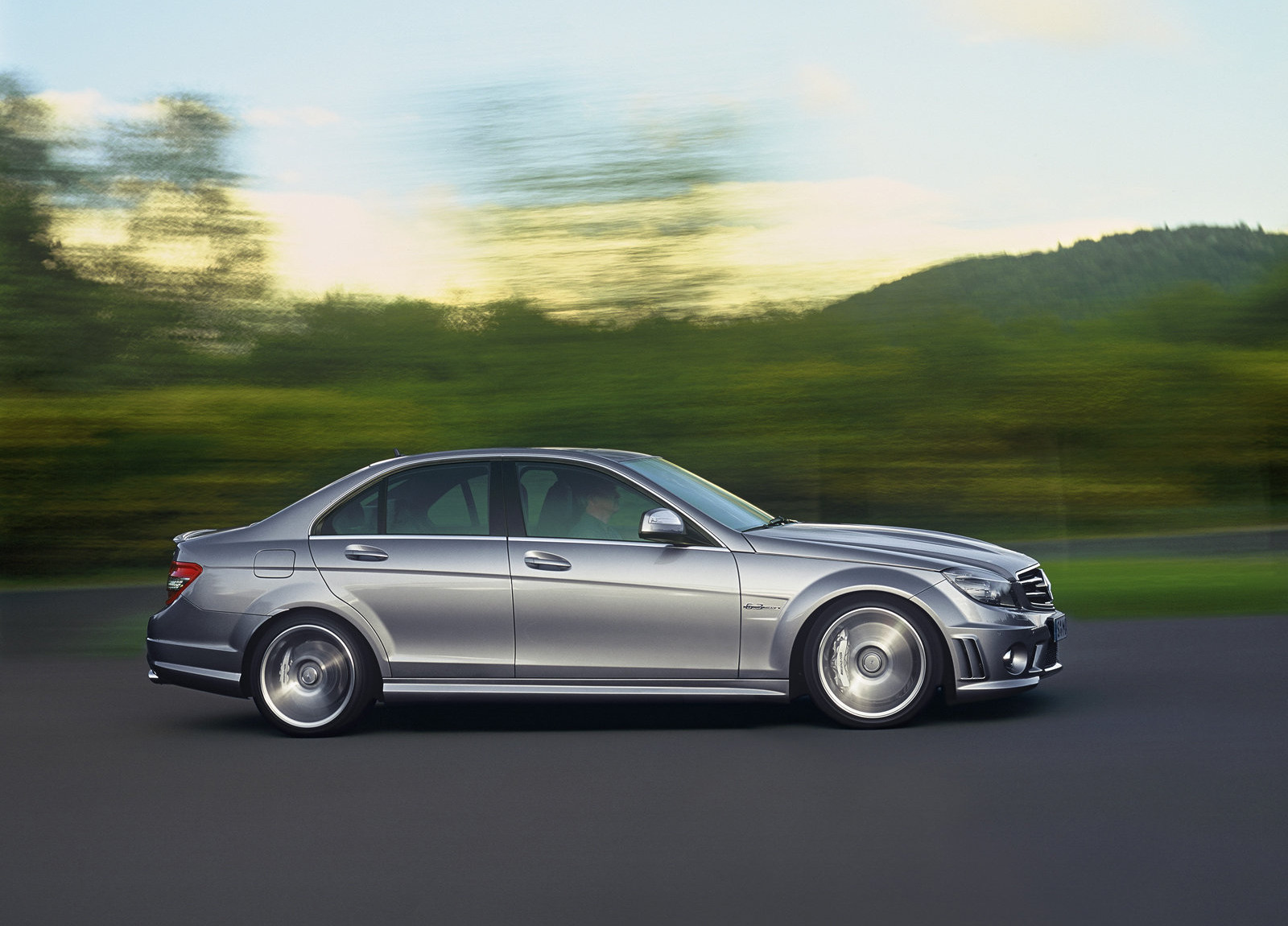 Mercedes-Benz C63 AMG (2008)