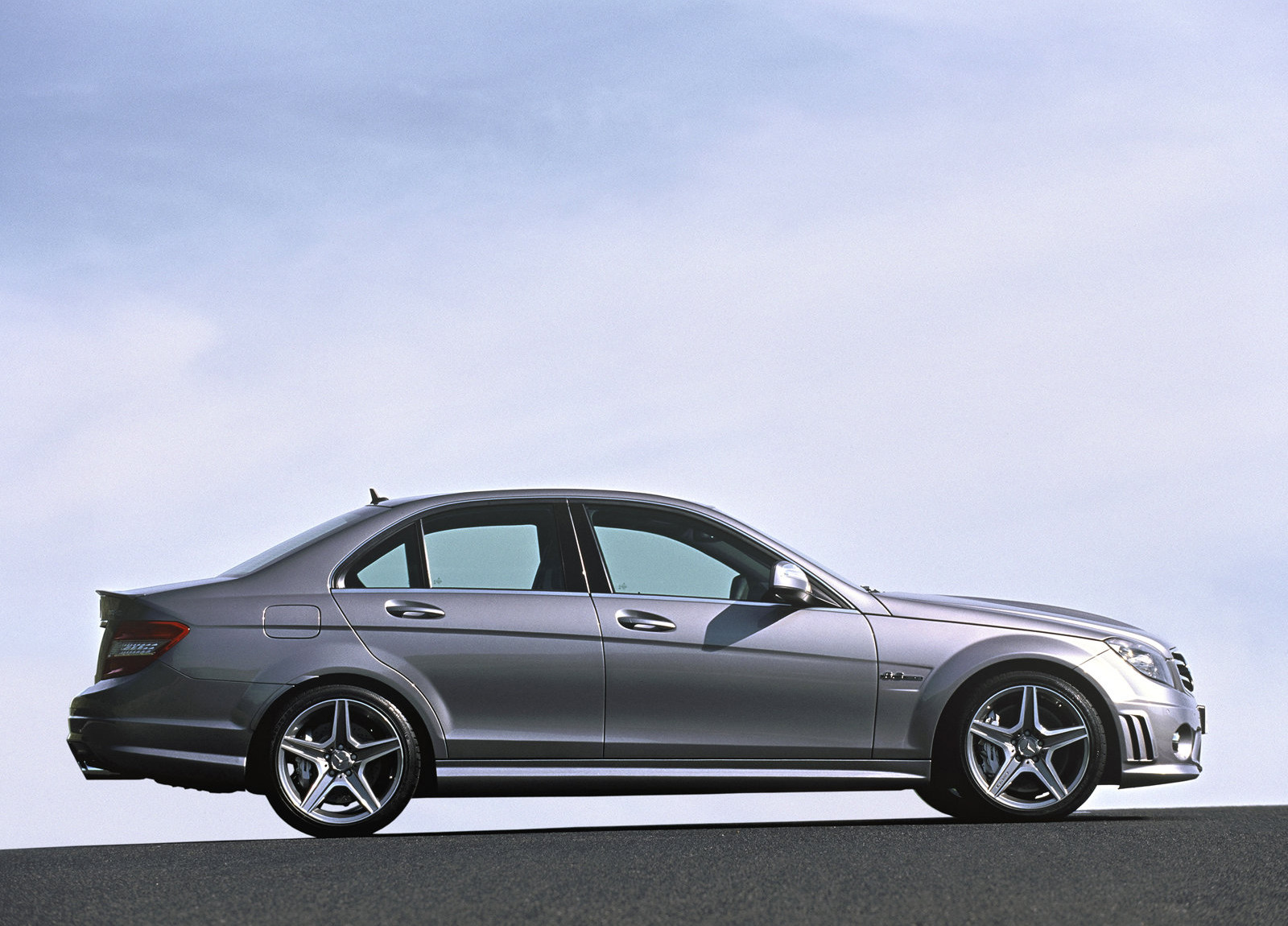 Mercedes-Benz C63 AMG (2008)