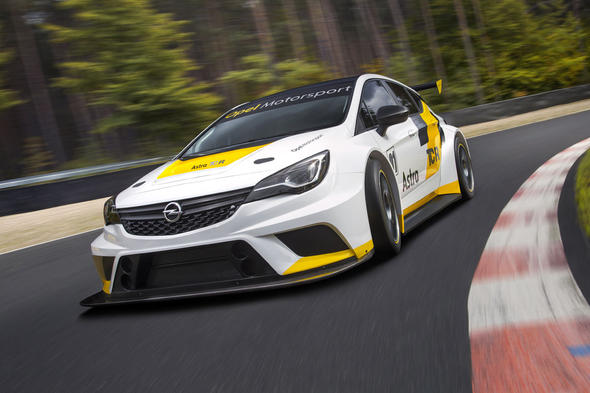 Opel Astra TCR 2015