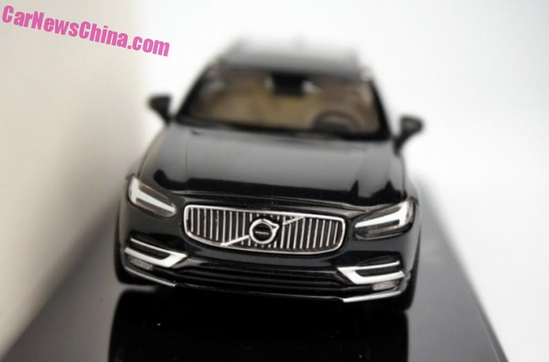 Volvo V90 2017 als Modellauto