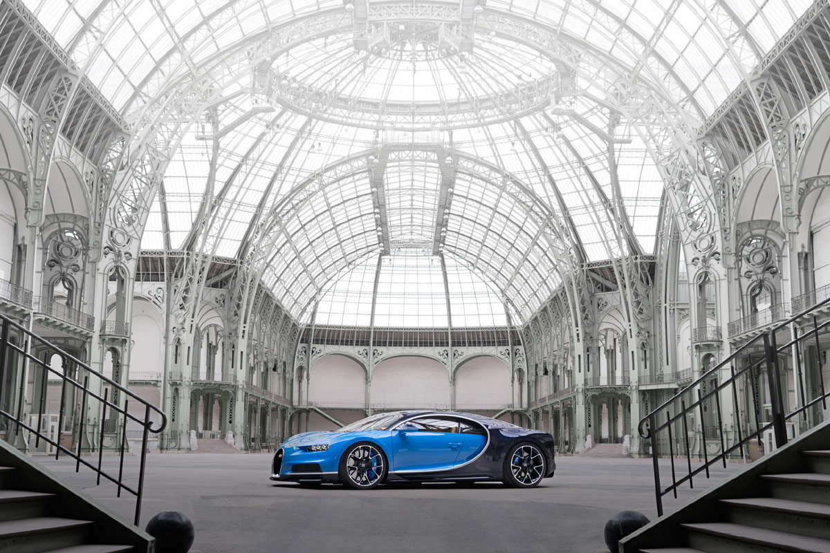 Bugatti Chiron 2016