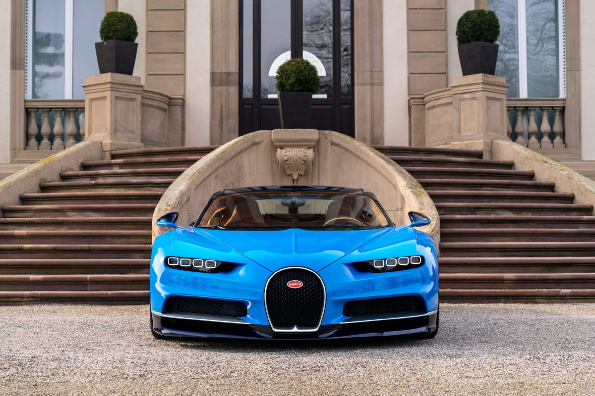 Bugatti Chiron 2016