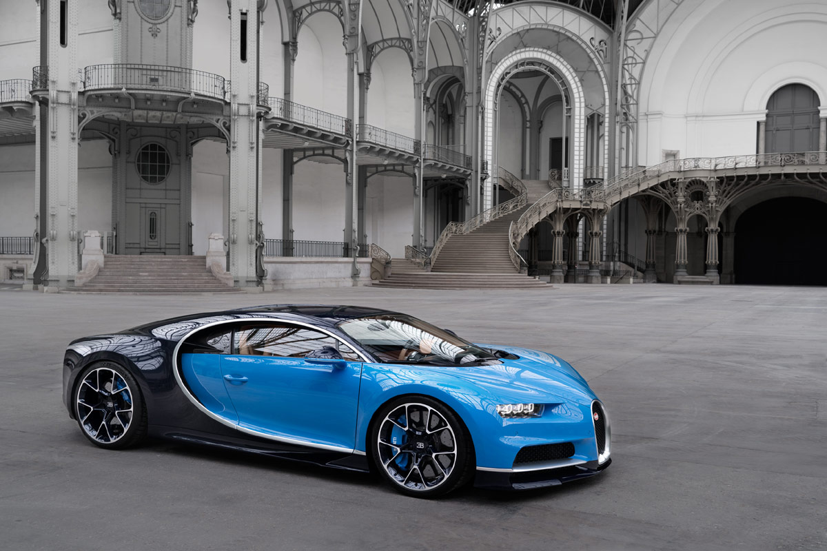 Bugatti Chiron 2016