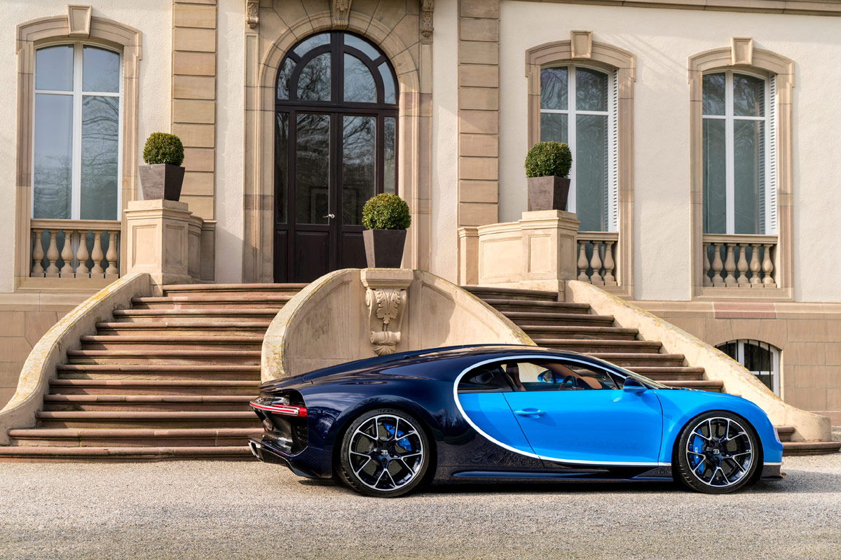 Bugatti Chiron 2016