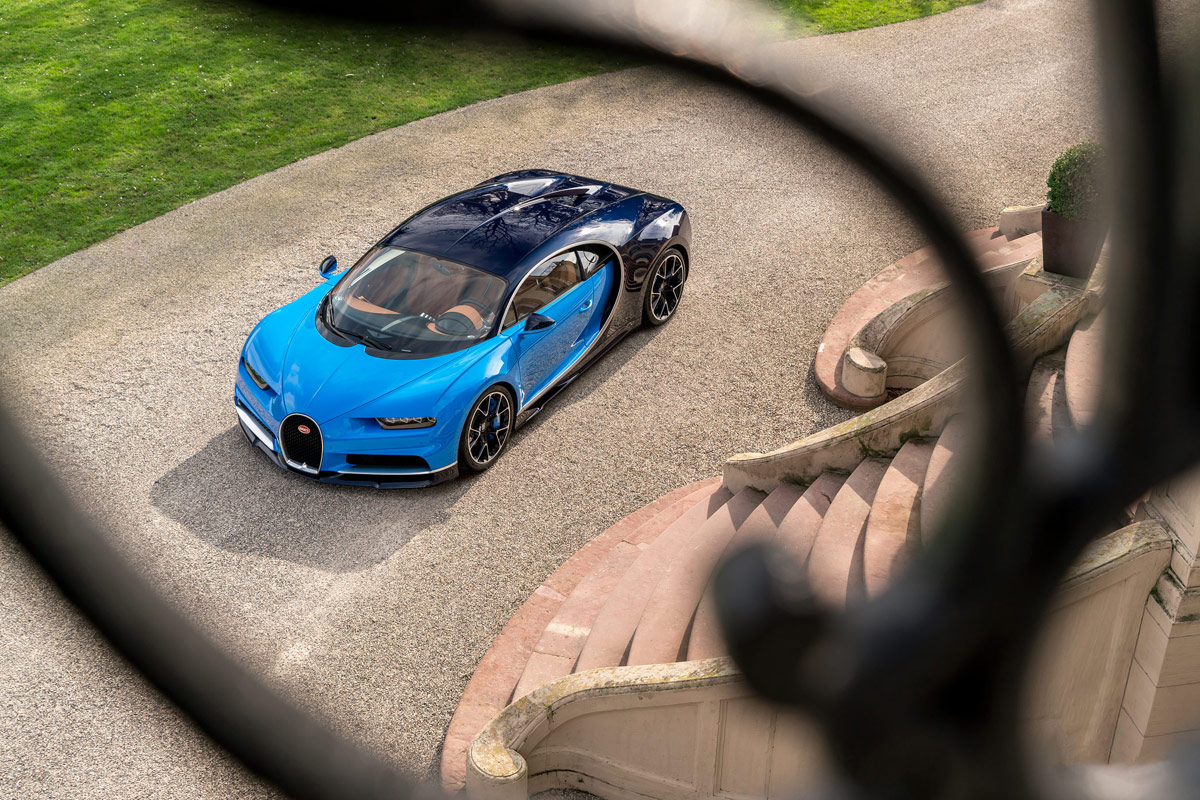 Bugatti Chiron 2016