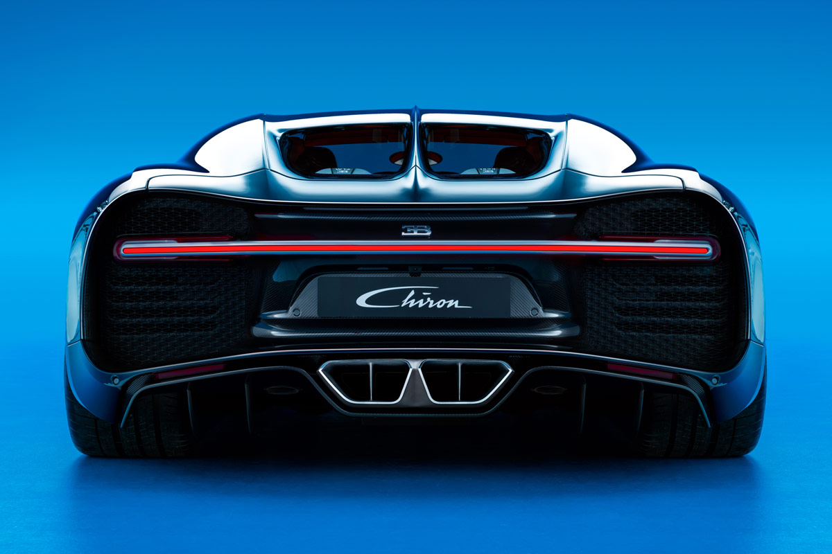 Bugatti Chiron 2016