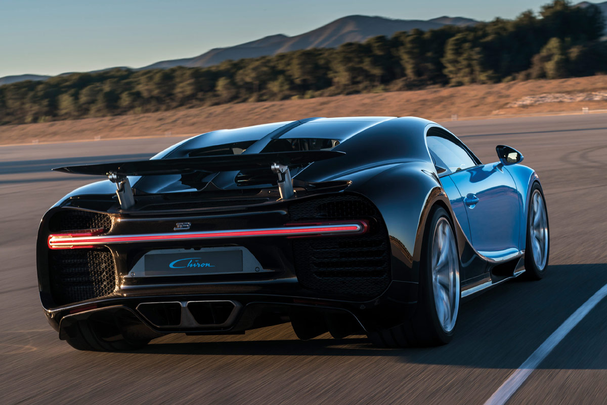 Bugatti Chiron 2016