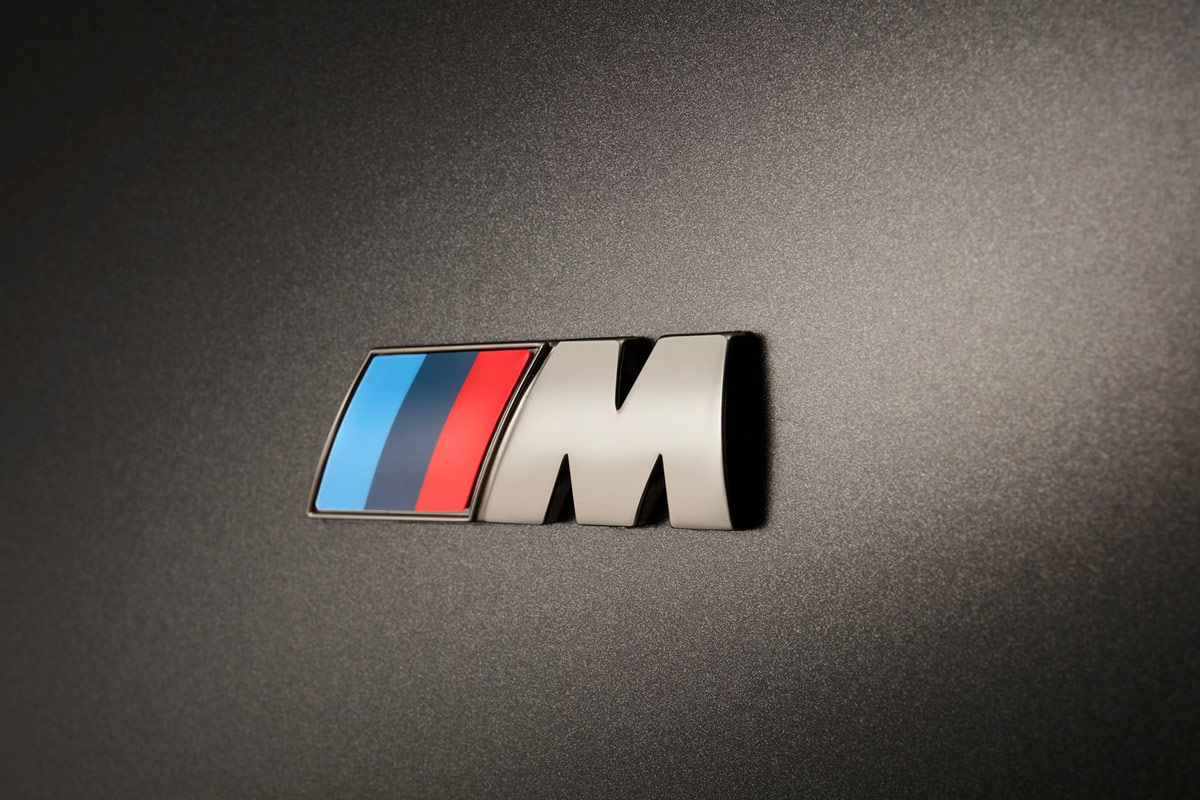 BMW M760Li xDrive 2016