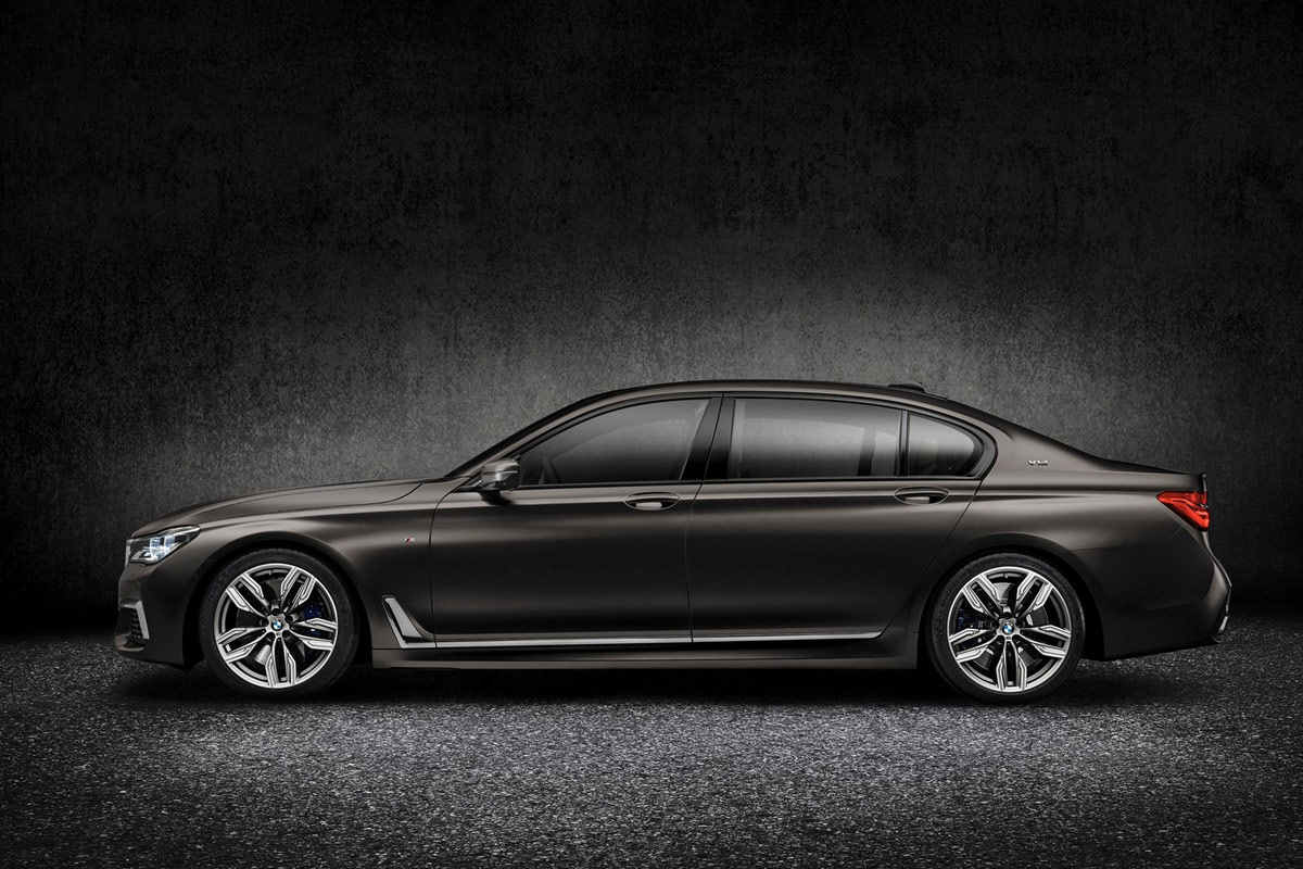 BMW M760Li xDrive 2016