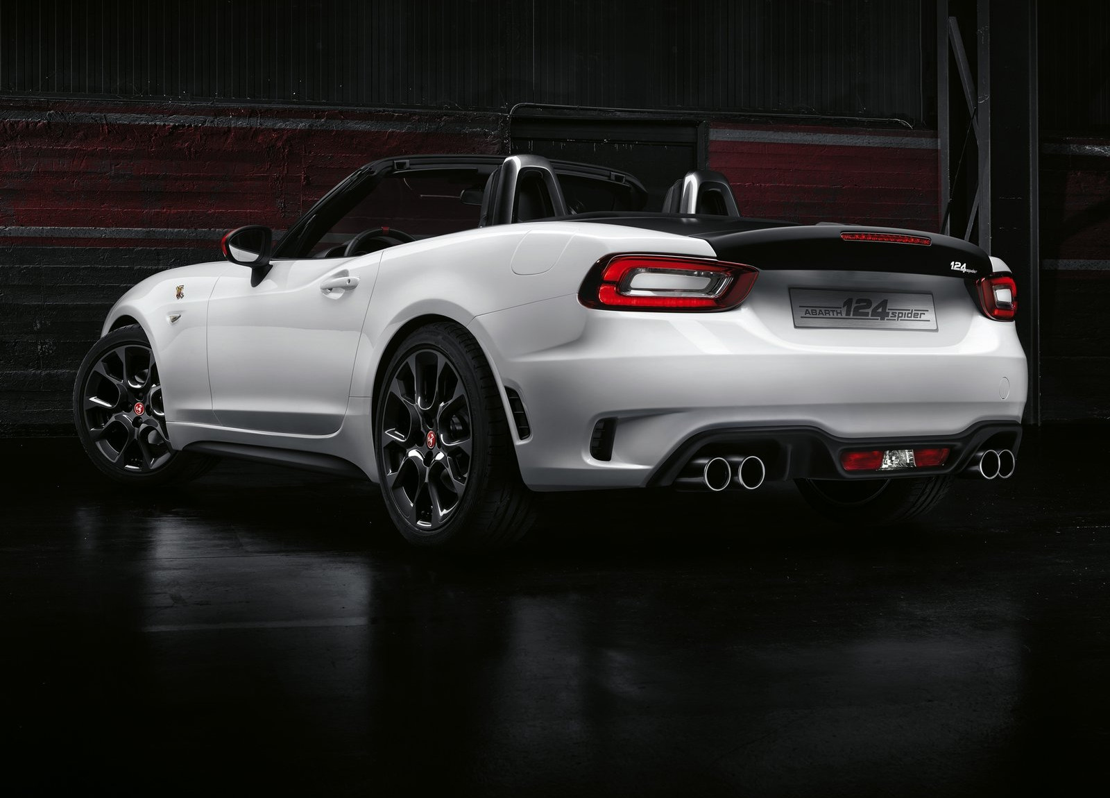 Abarth 124 Spider