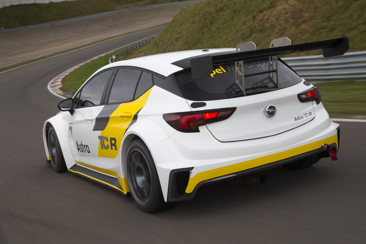 Opel Astra TCR 2016