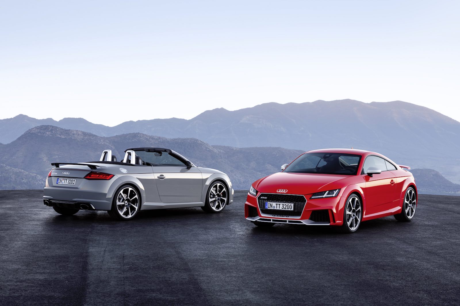 Audi TT RS Roadster, Audi TT RS Coupé