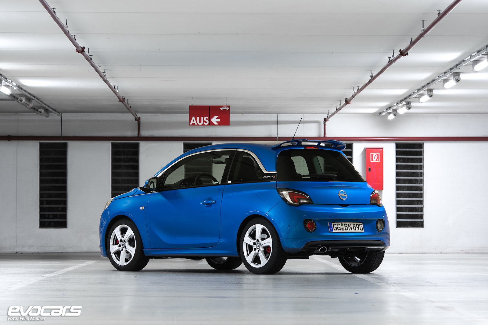 Opel Adam S