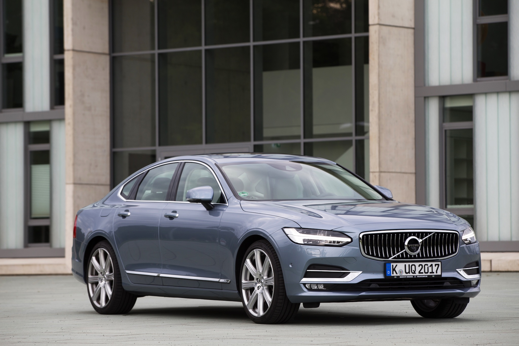 Volvo S90