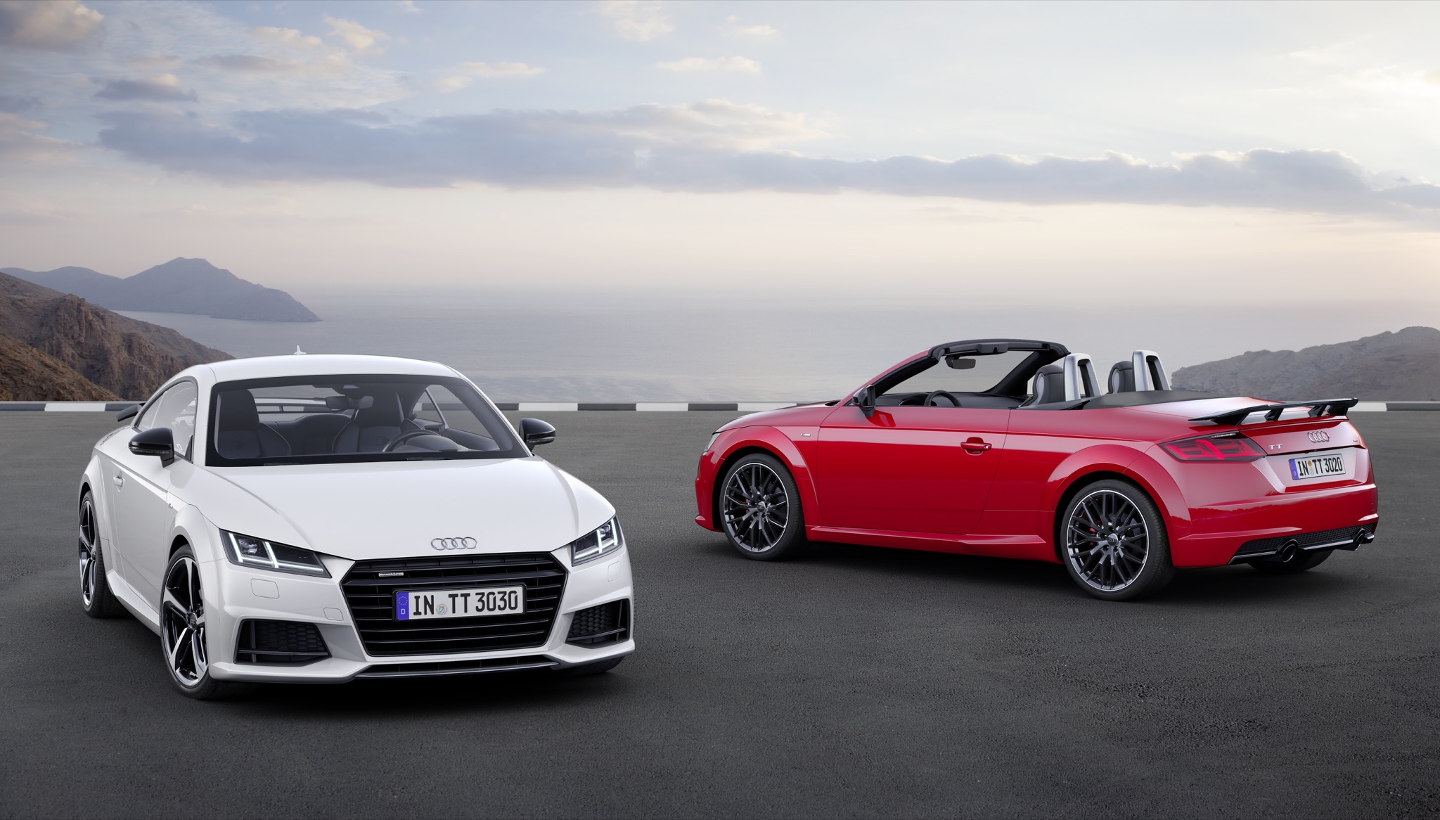 Audi TT  Coupé S line competition, Audi TT Roadster S line comp