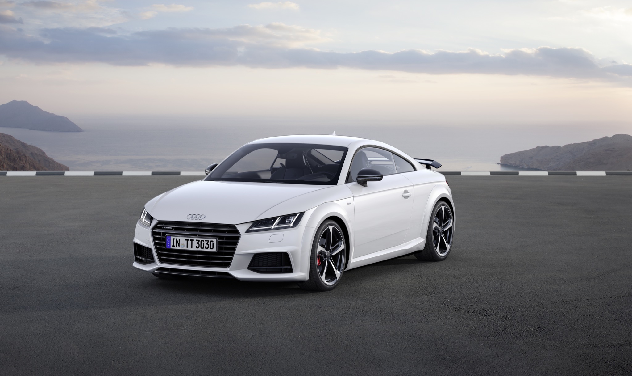 Audi TT  Coupé S line competition