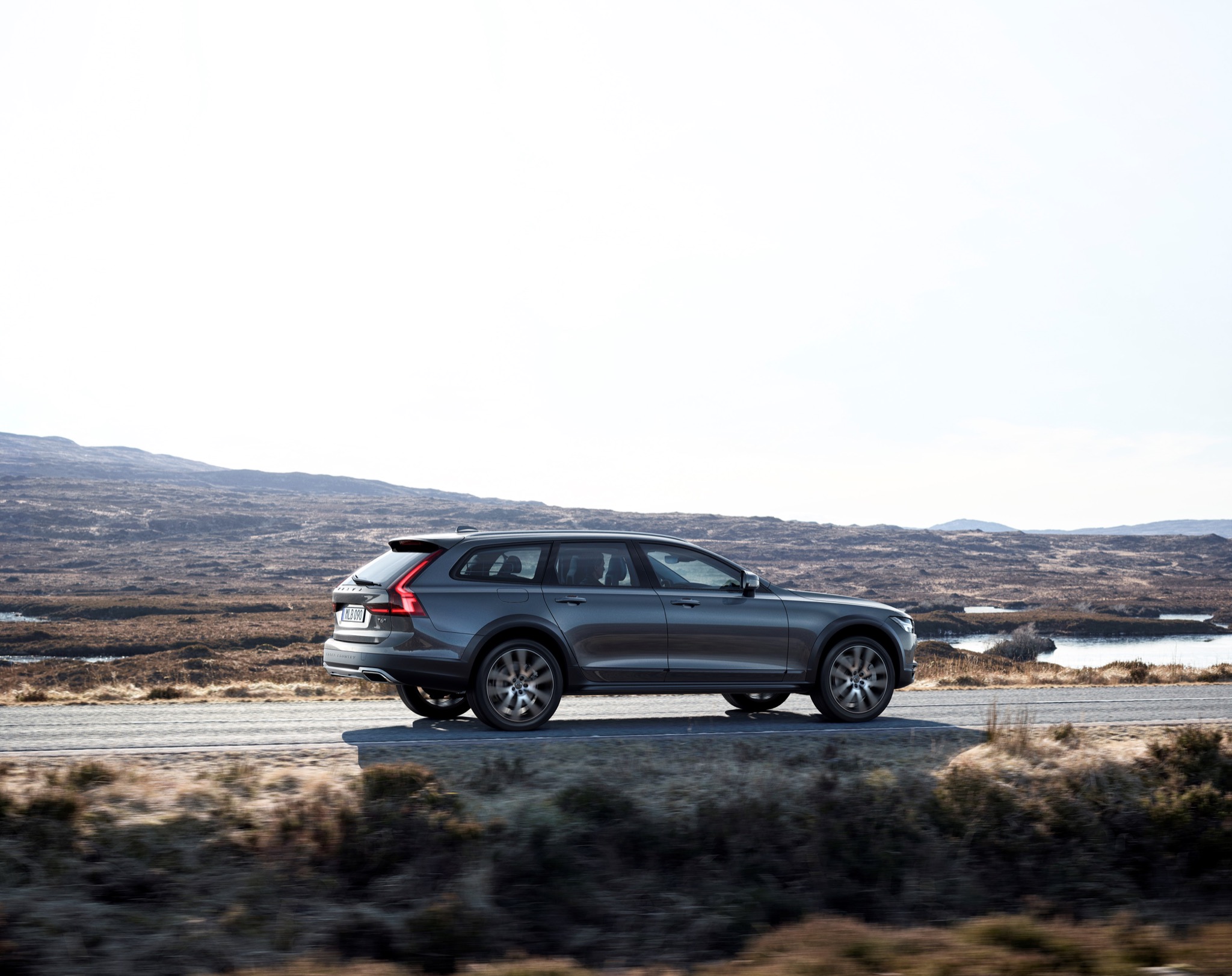 Volvo V90 Cross Country