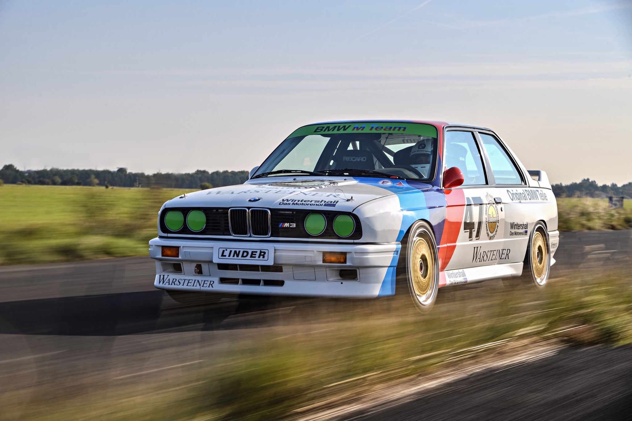 bmw-m3-e30-dtm-3