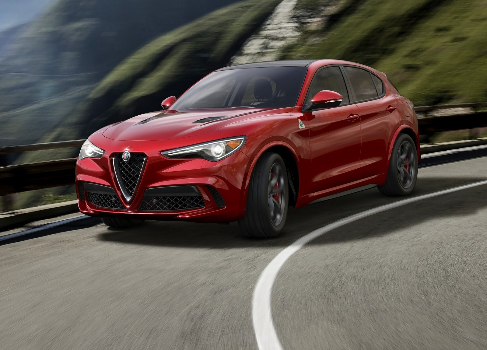 alfa_romeo-stelvio_quadrifoglio-2018-1600-01