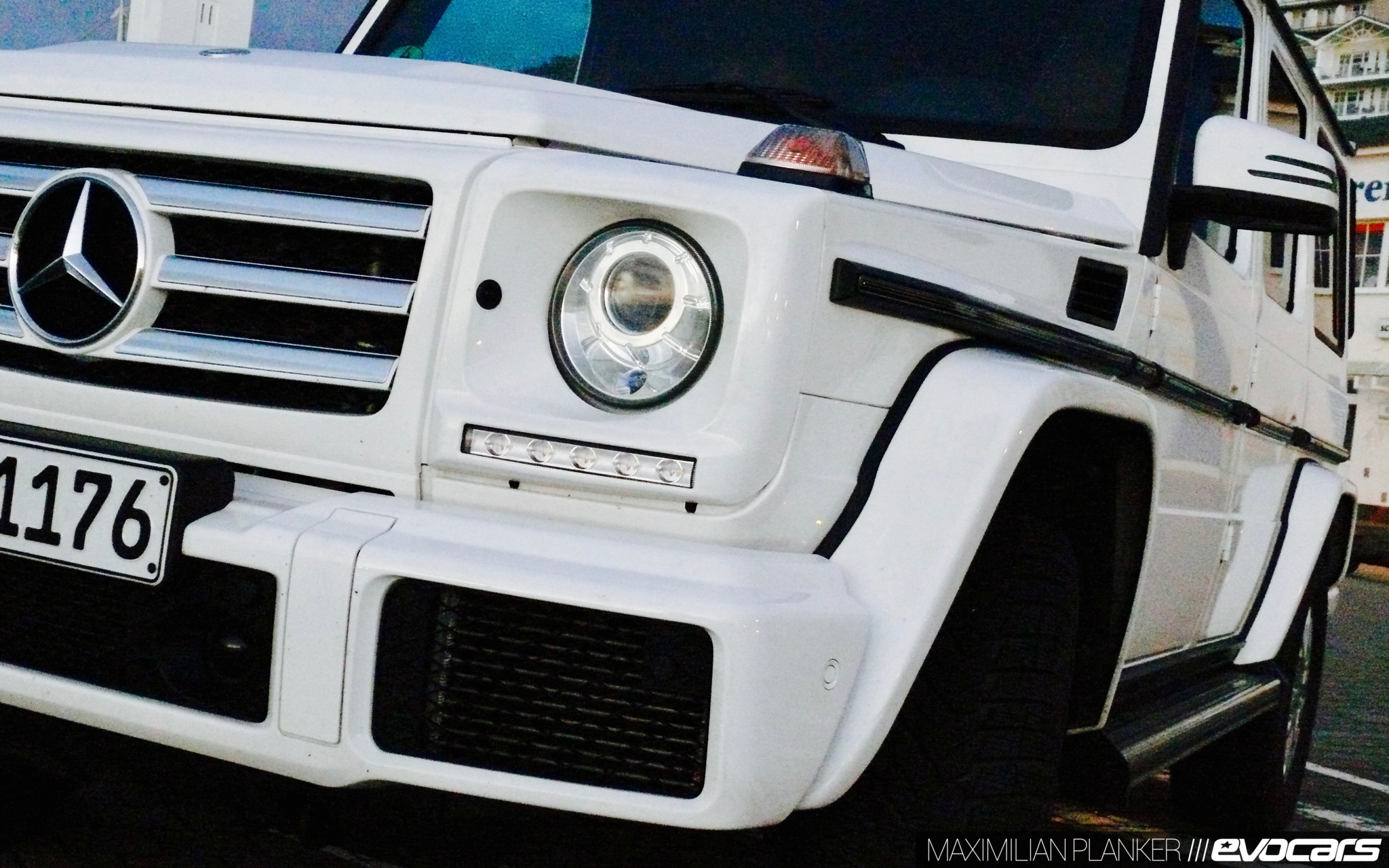 mercedes-benz-g-350-d-9