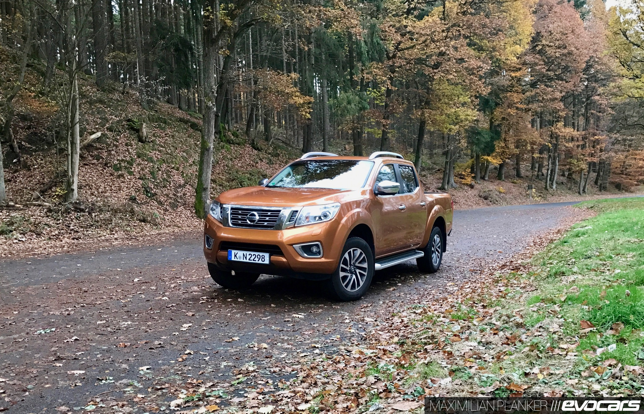 nissan-navara-np300-2-1