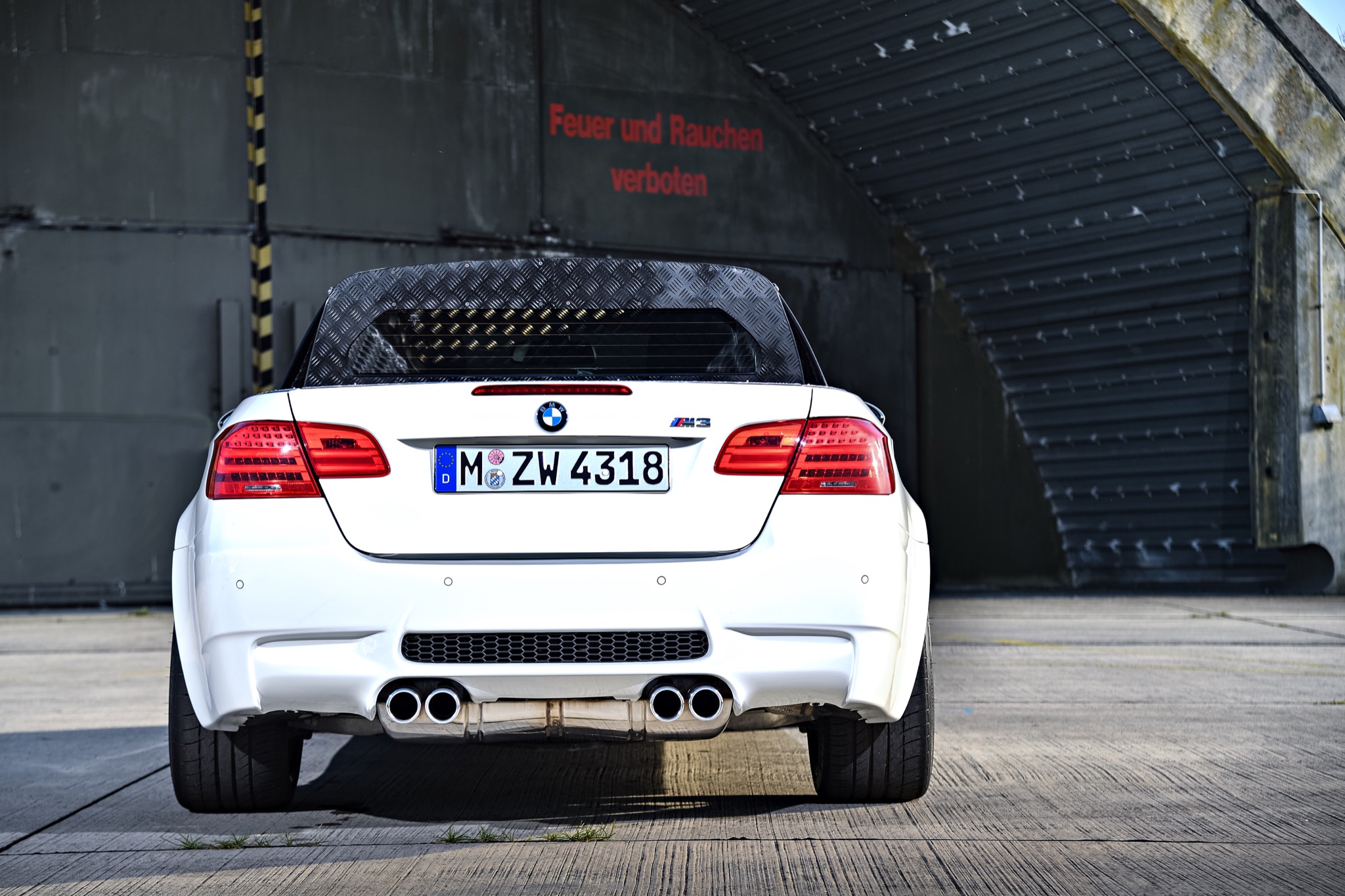 BMW M3 E93 Pickup 10