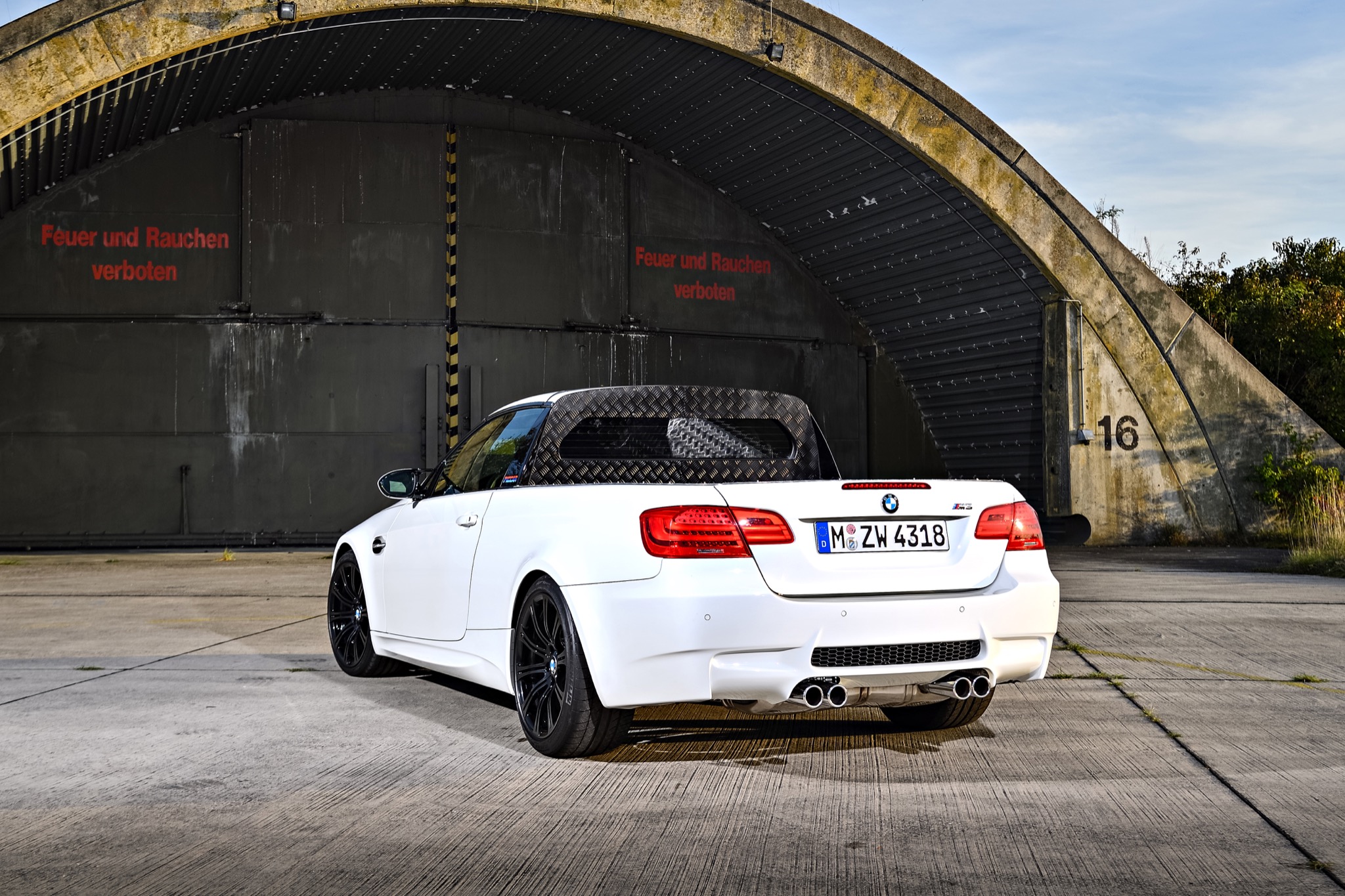 BMW M3 E93 Pickup 9