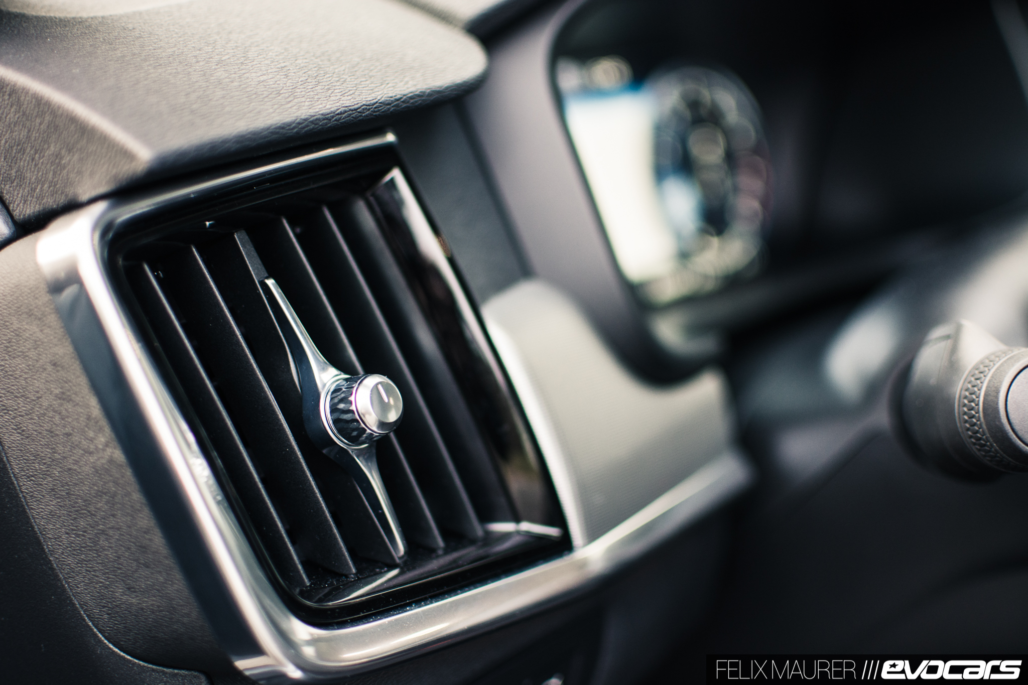 volvo-v90-t5-11