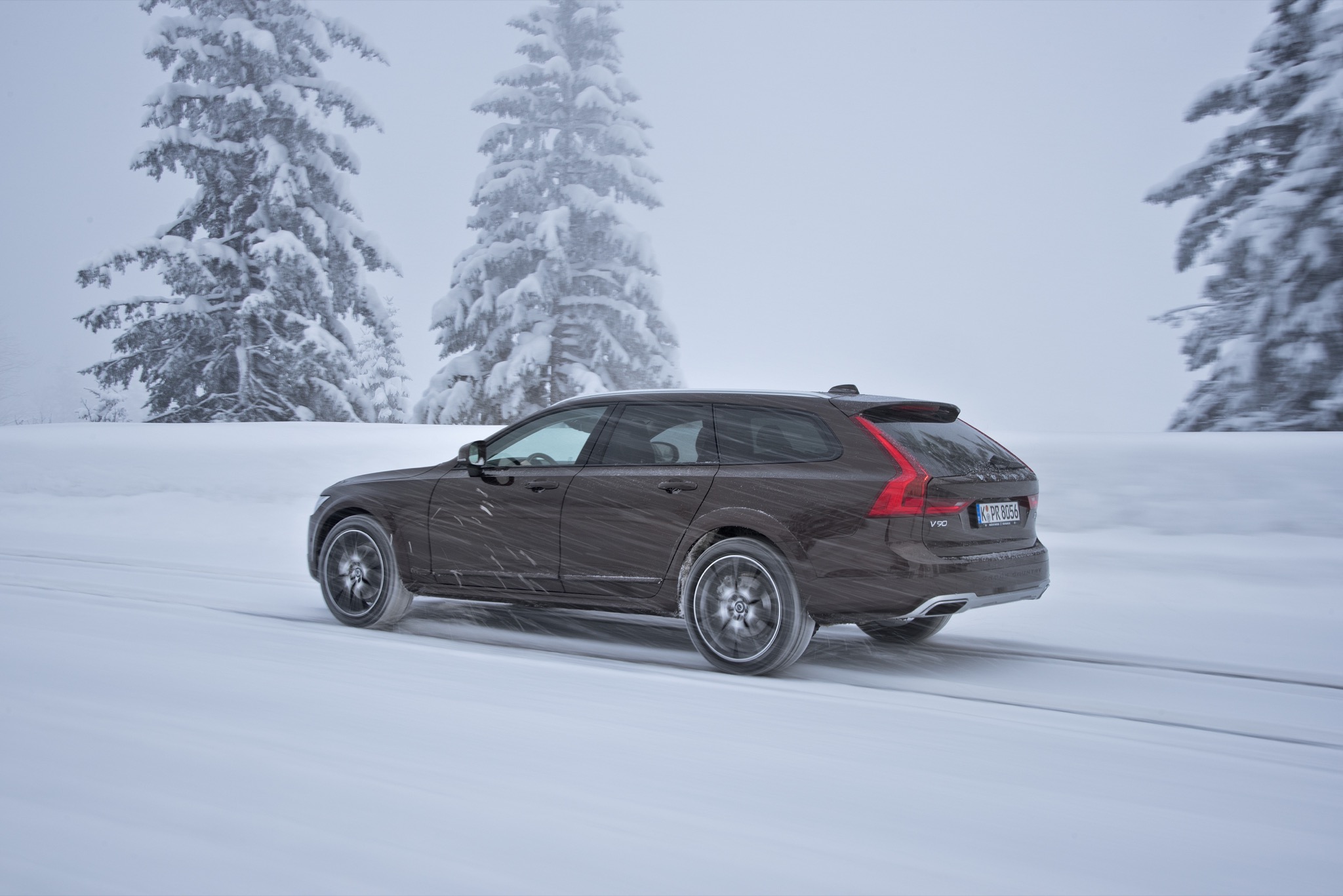 Volvo V90 Cross Country